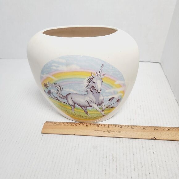 Unicorn Rainbow Fantasy Vintage Vase Retro 1980s/1990s Decorative Prop Unsigned - Picture 7 of 15